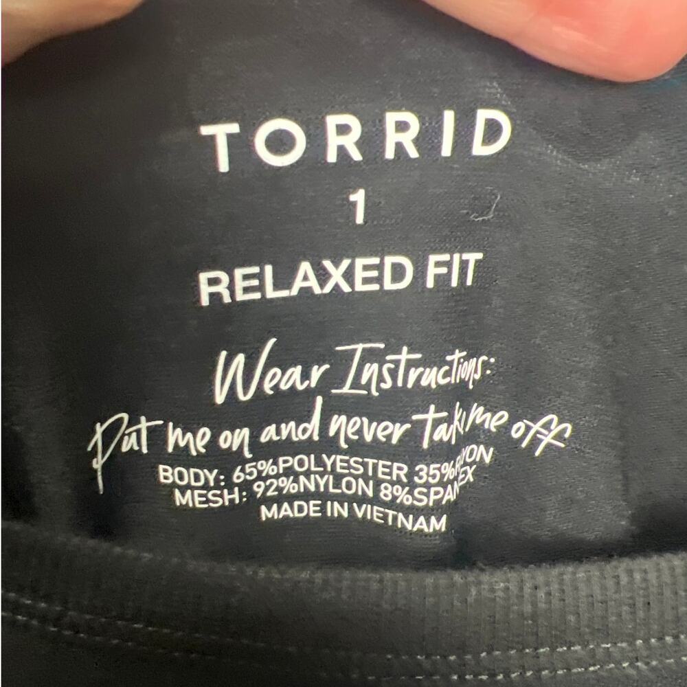 Torrid Relaxed Fit Mesh Insert Tee Size 1 - image 4